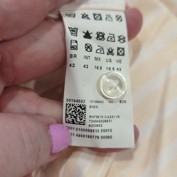 Hugo Boss two ply long sleeve dress shirt - Picture 8 of 11